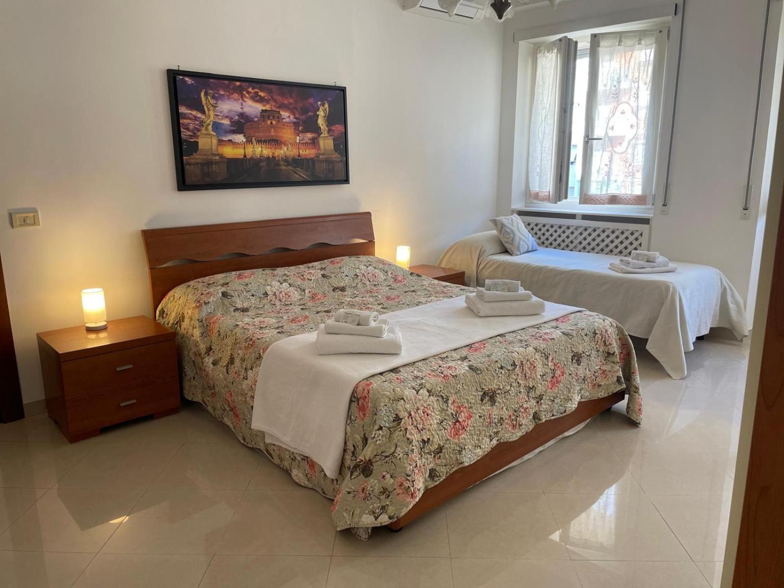 Roma Apartment Bagian luar foto