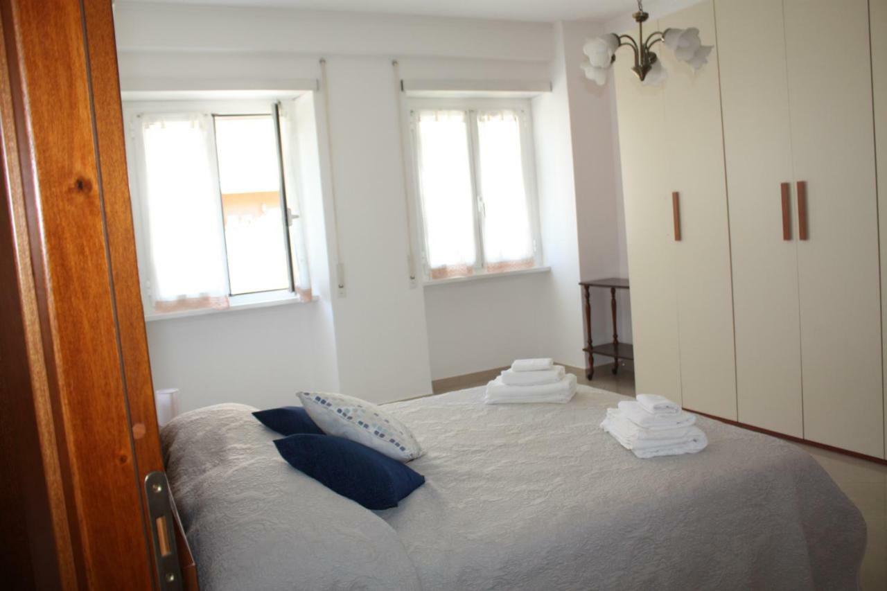 Roma Apartment Bagian luar foto