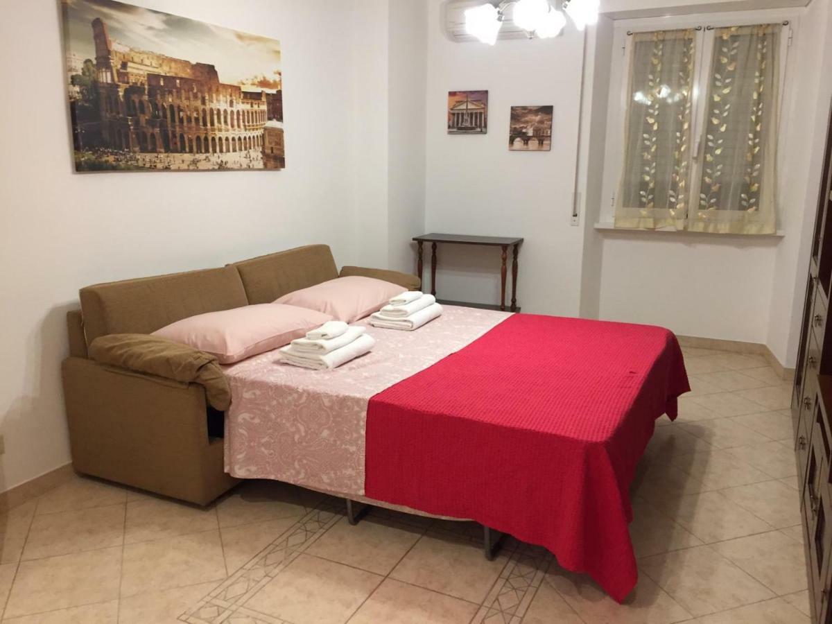 Roma Apartment Bagian luar foto