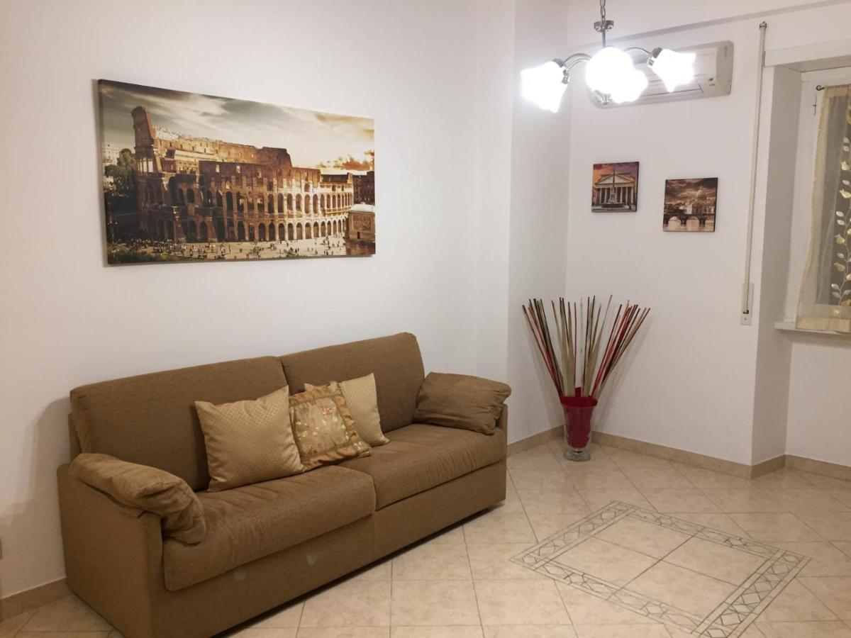 Roma Apartment Bagian luar foto
